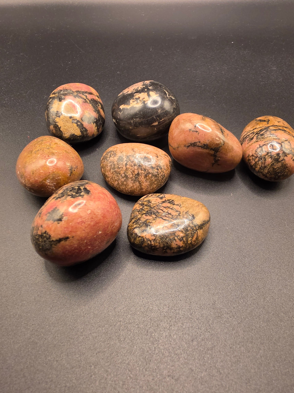 Rhodonite Tumble – 30 to 40gm