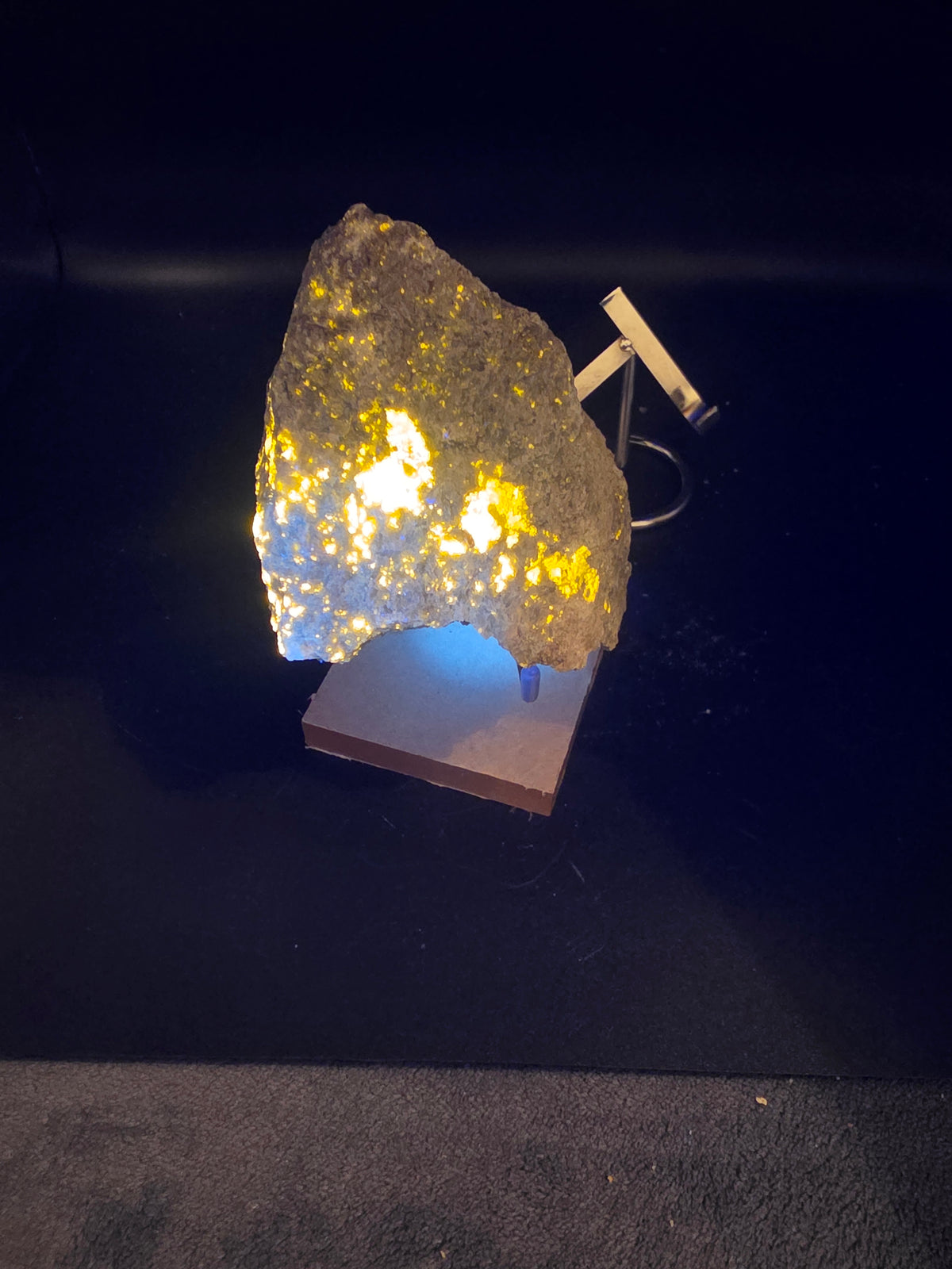 Scapolite Specimen