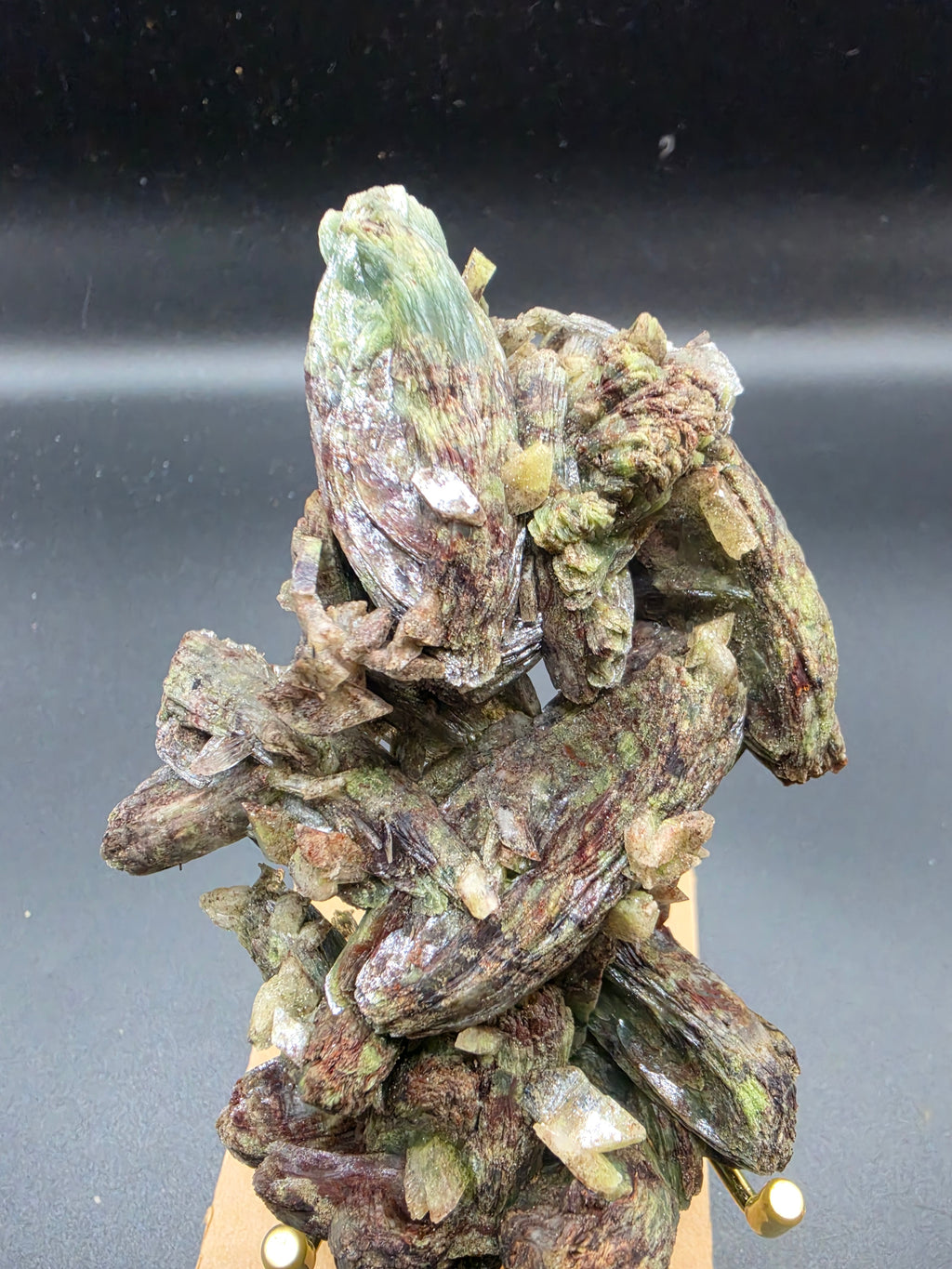 Stilbite and Heulandite Crystal Formation — India