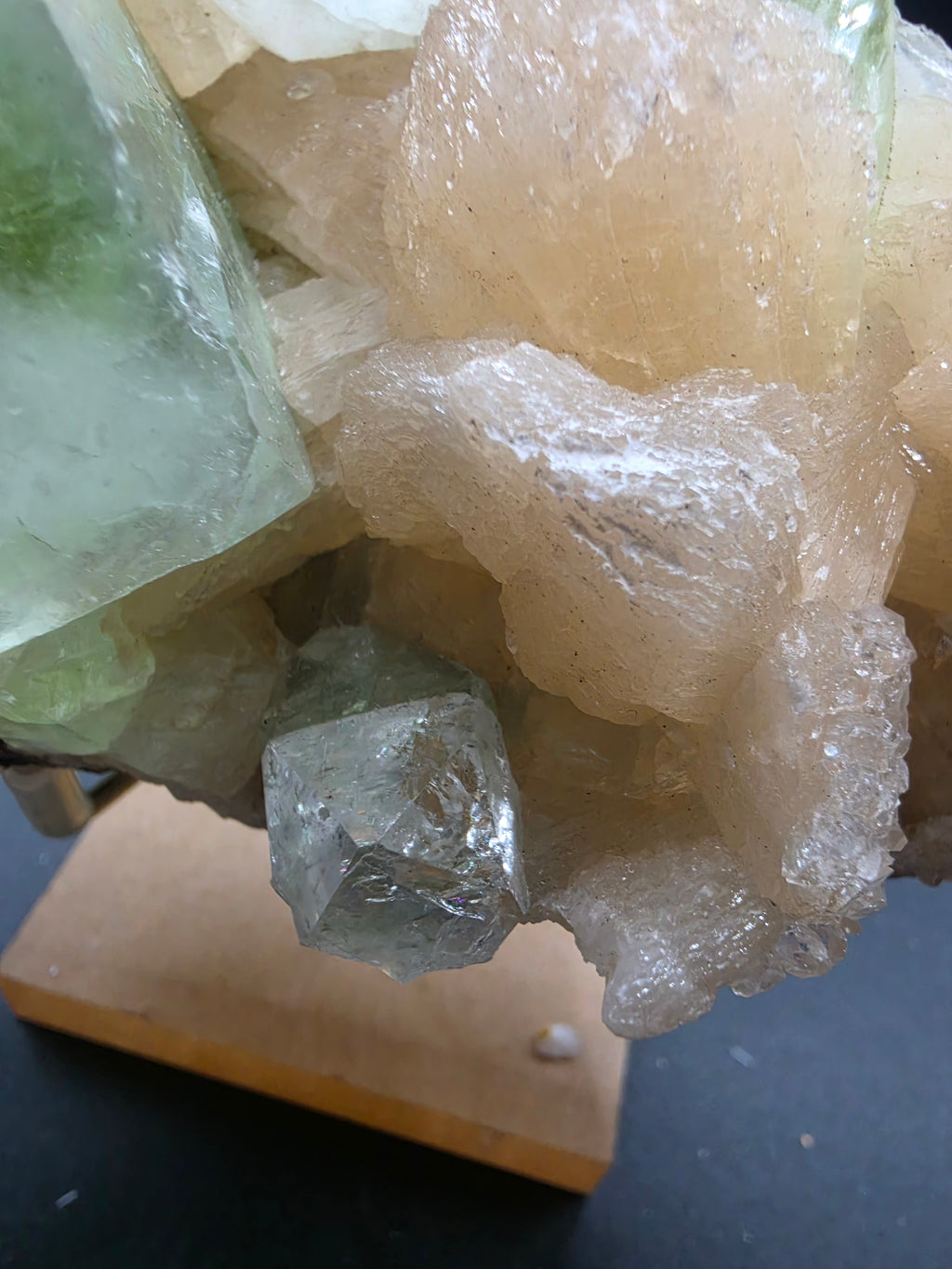 Apophyllite and Calcite Crystal Formation 450g