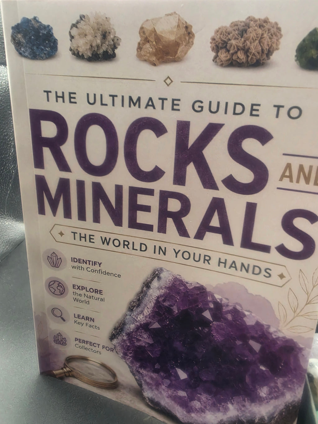 Guide to Rocks & Minerals Pack – Junior Geologist