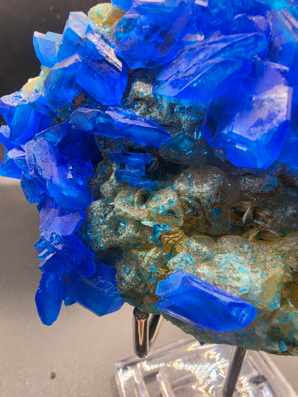 Chalcanthite – Nanisivik Mine, Nunavut Canada | 1.1kg Specimen