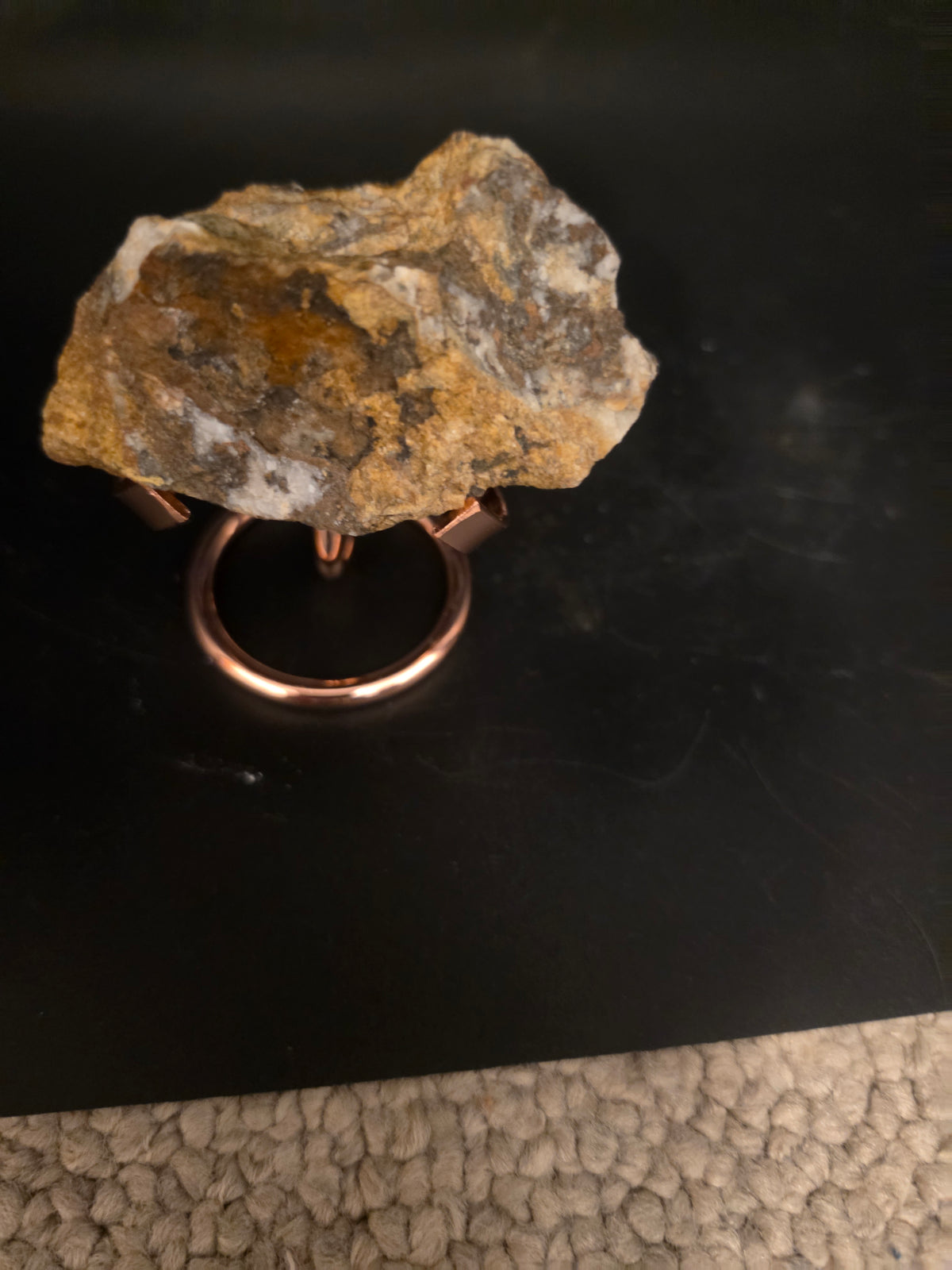 Smithsonite – Broken Hill, NSW | 120g Fluorescent Specimen