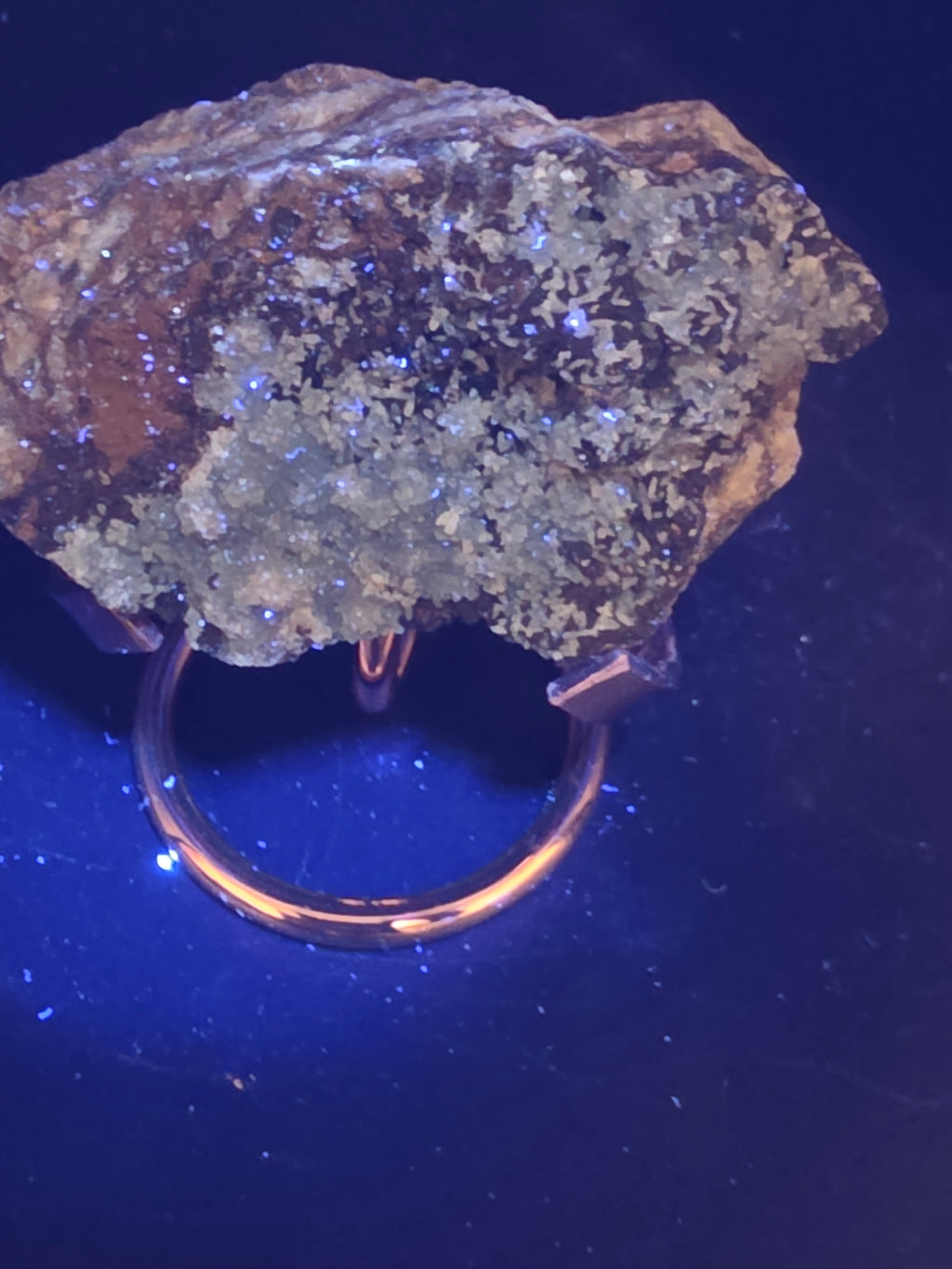 Smithsonite – Broken Hill, NSW | 120g Fluorescent Specimen