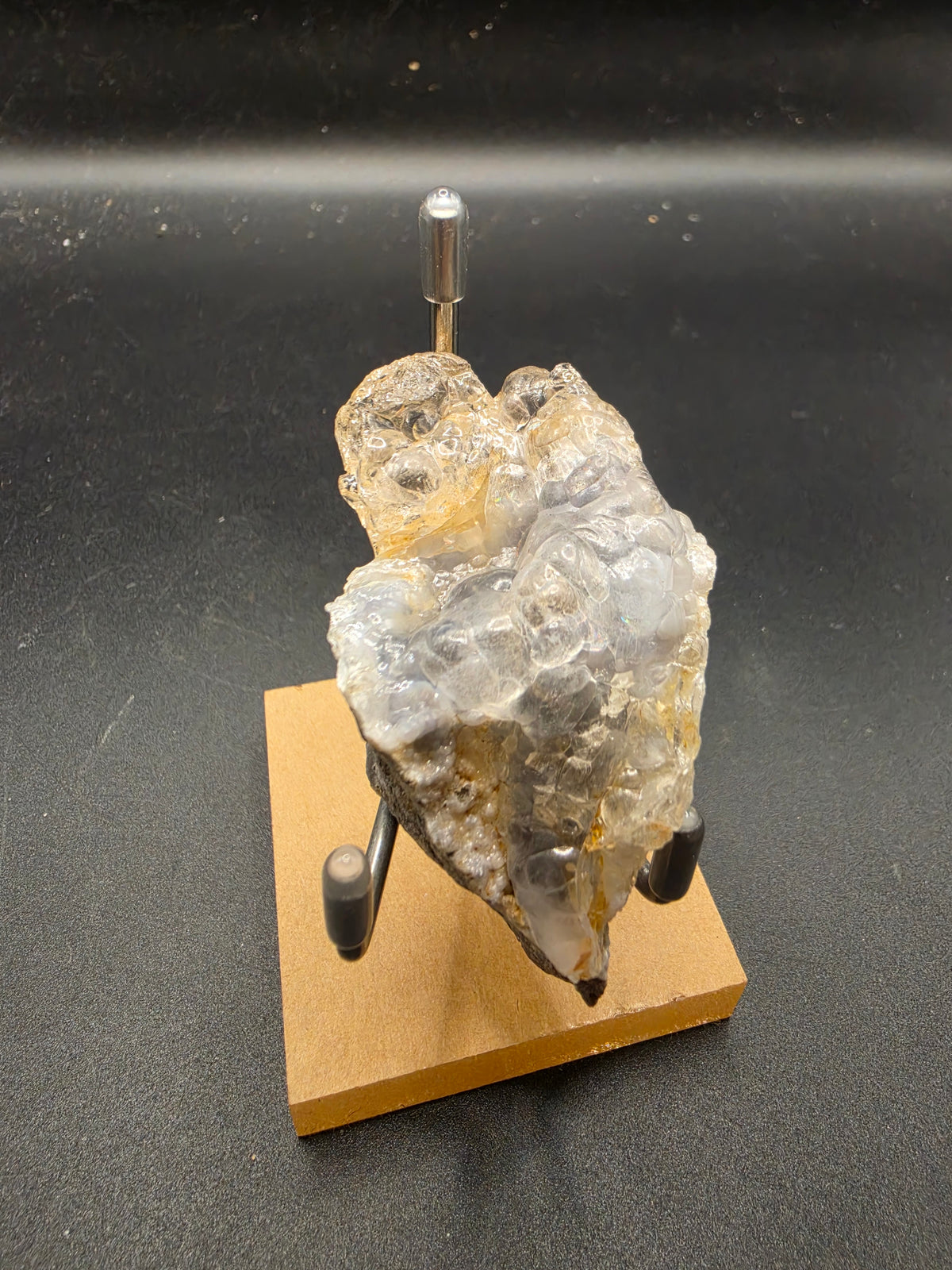 Hyalite Opal from Mexico, 248 ct