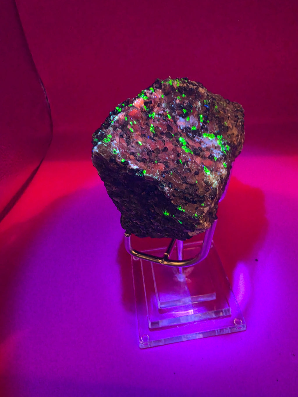 Authentic High-Quality Fluorescent Willemite Calcite from Franklin, New Jersey, 200 g