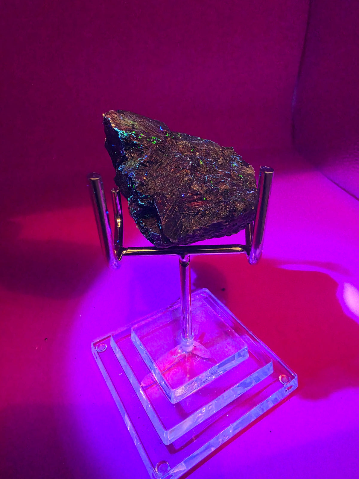 Authentic High-Quality Fluorescent Willemite Calcite from Franklin, New Jersey, 200 g