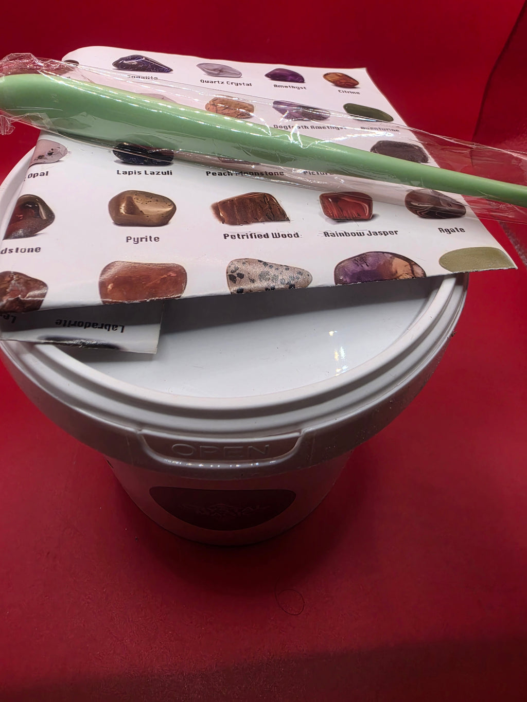 Junior Geologist Dig Up Gems – Gem Hunting Bucket